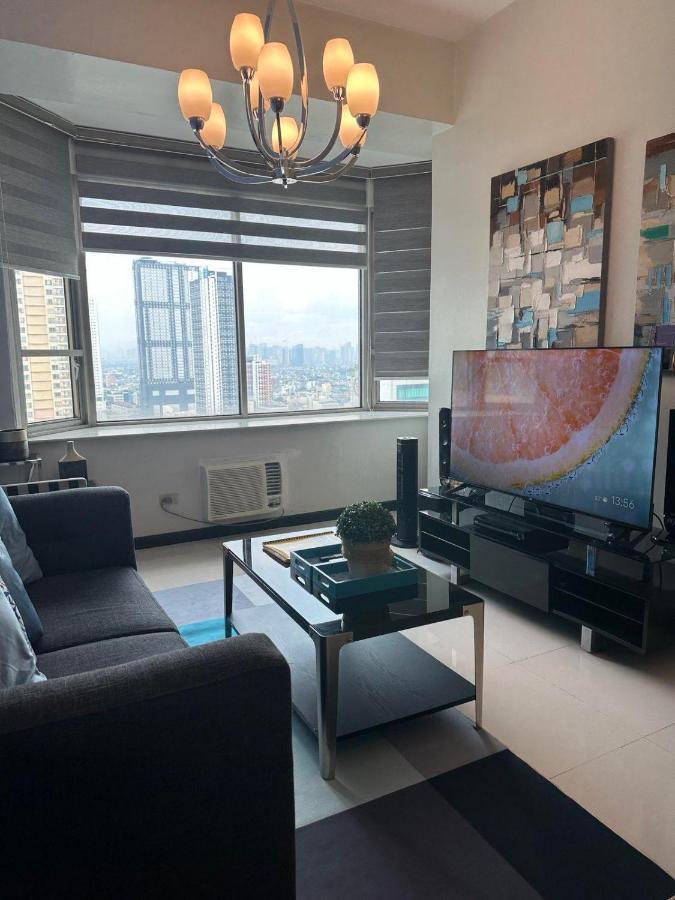 Suites De Marina Manila With Netflix Bagian luar foto